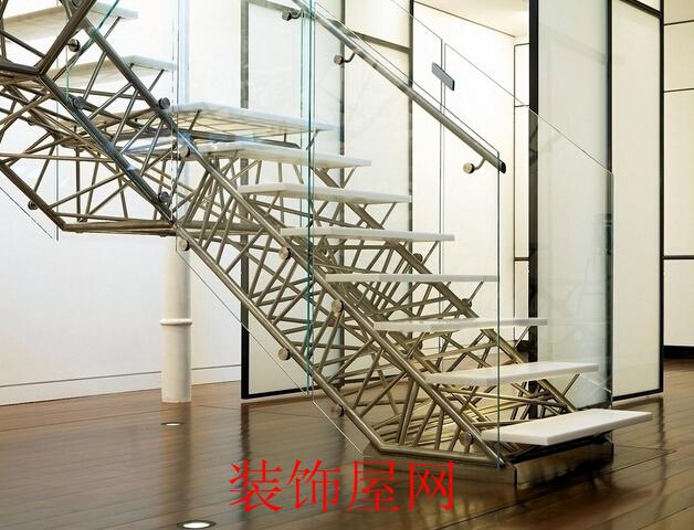 不锈钢楼梯踏步 楼梯踏步板
