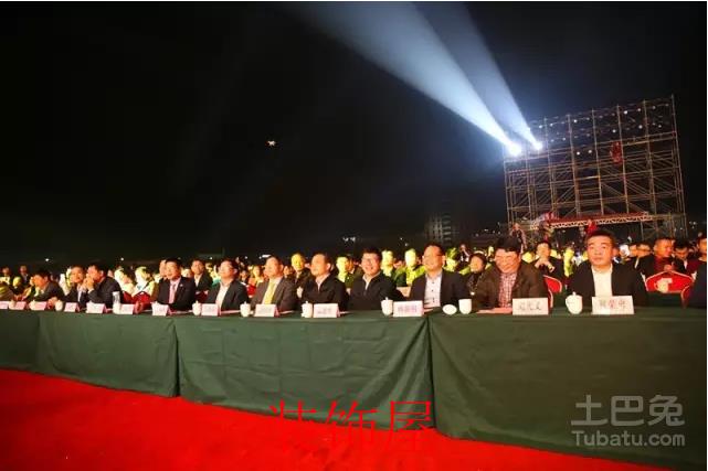 全球泛家居战略发布会 五问海丝泛家居 万人规模1.png