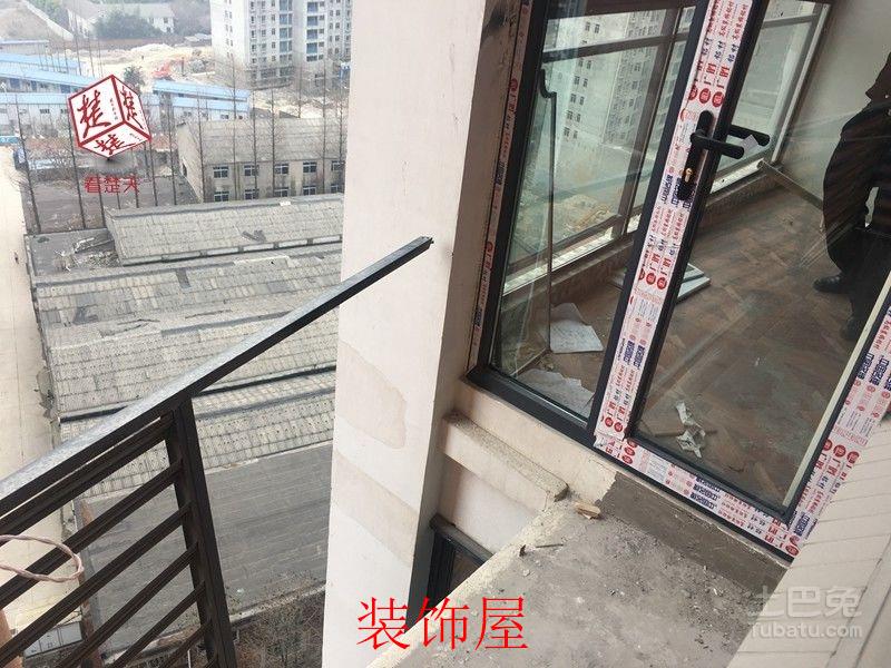 装修工坠楼身亡 责任应由谁来承担? 装修工坠楼身亡 责任应由谁来承担?